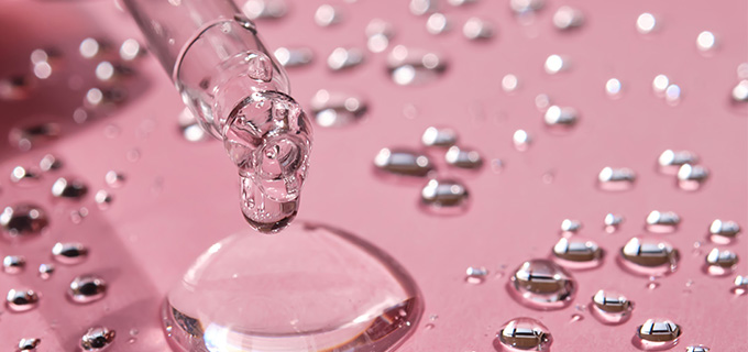 THE PHILOSOPHY OF SELF-CARE: SERUMS, MULTI-SENSORIALITY AND TOOLS